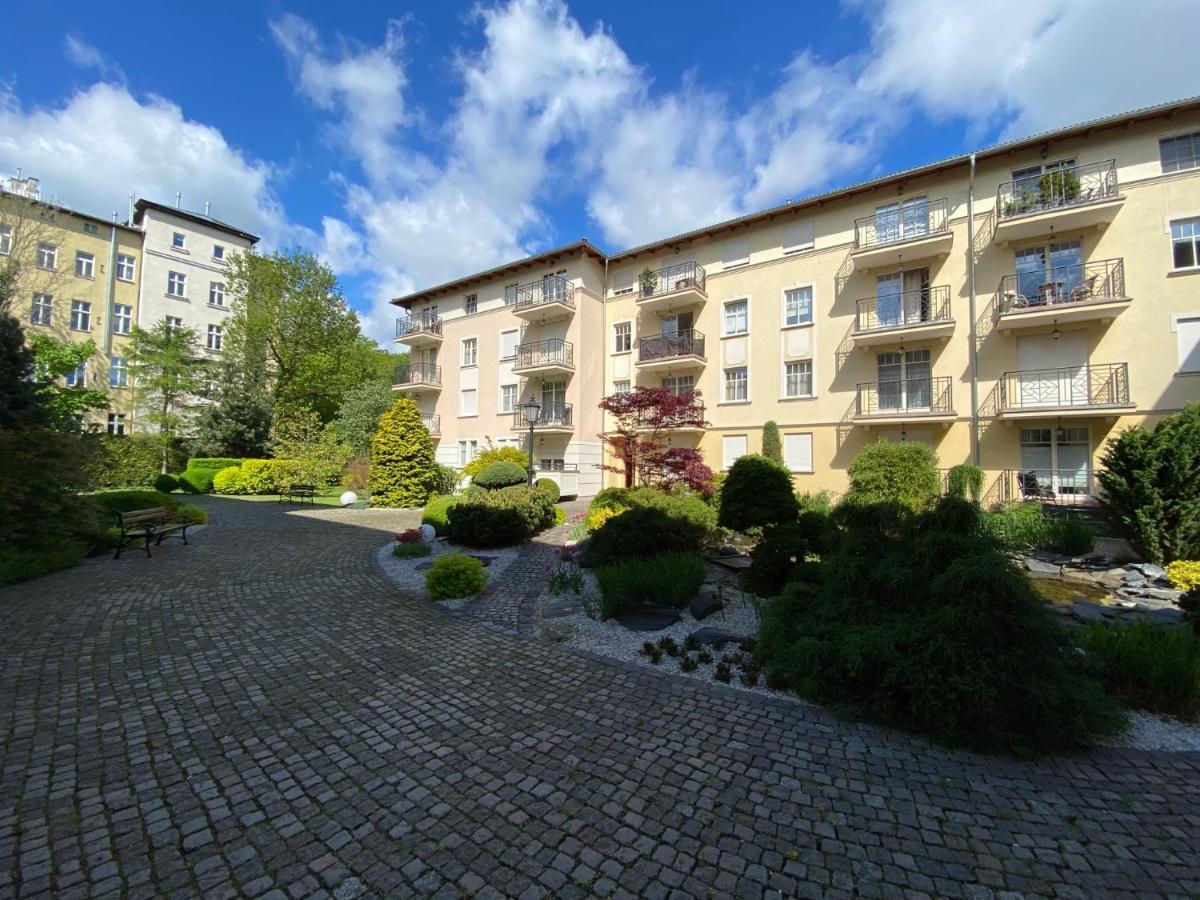 Sanhaus Apartments - Patio Mare - Apartament Z Balkonem I Parkingiem W Centrum 索波特 外观 照片