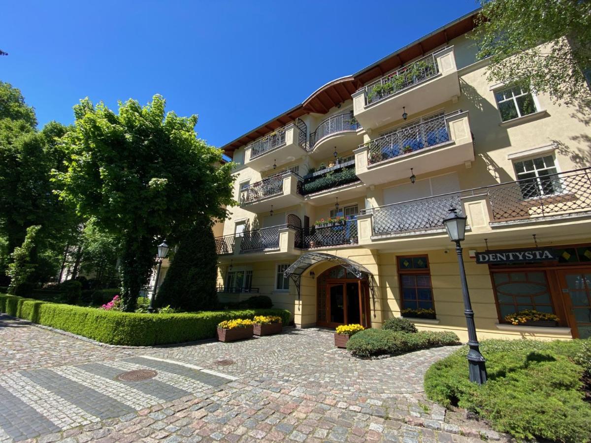 Sanhaus Apartments - Patio Mare - Apartament Z Balkonem I Parkingiem W Centrum 索波特 外观 照片